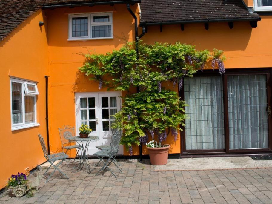 Woodview B Colchester Birch Экстерьер фото